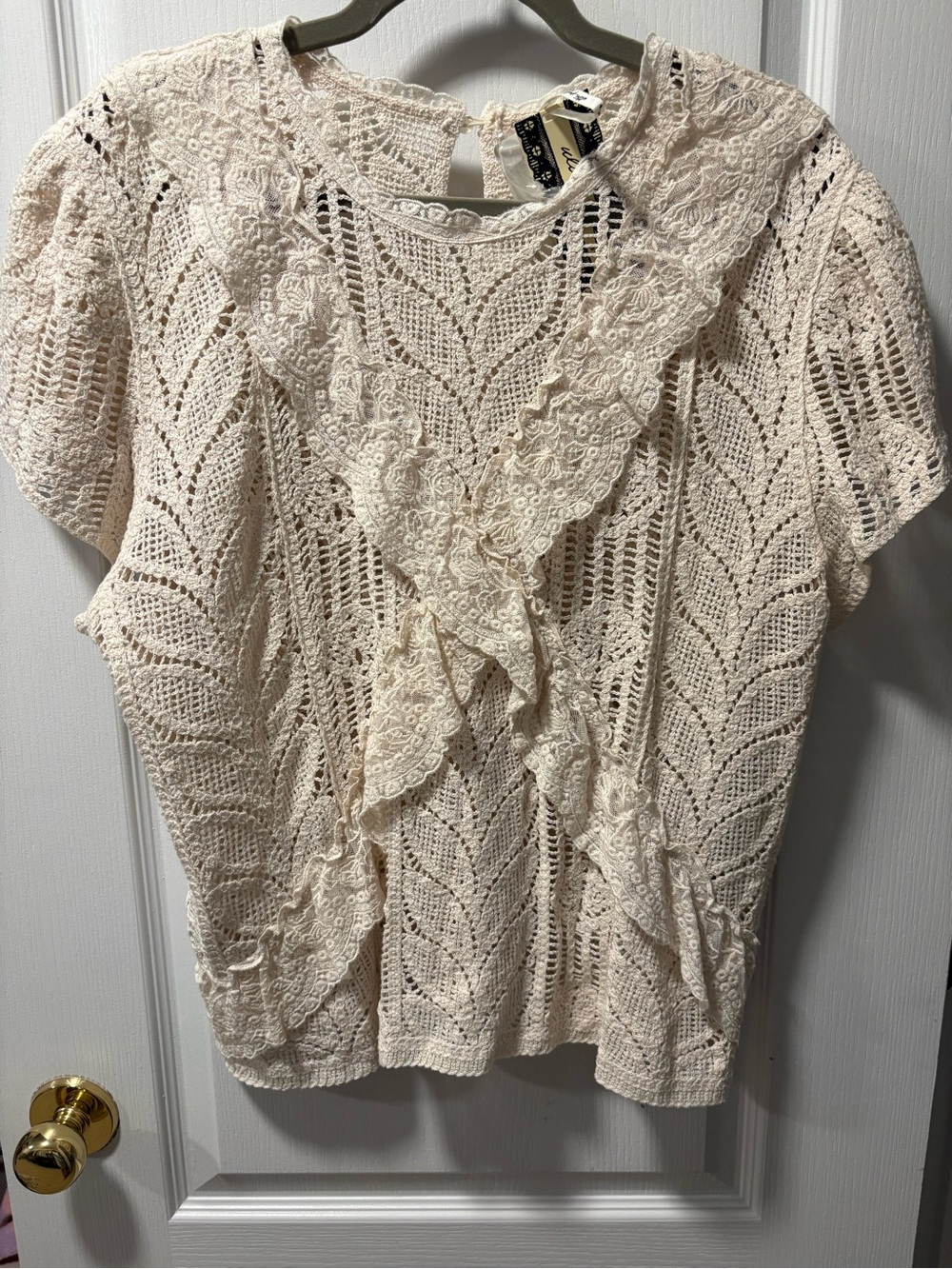 Ultra Pink Crochet Ruffle Short Sleeve Blouse - Cream